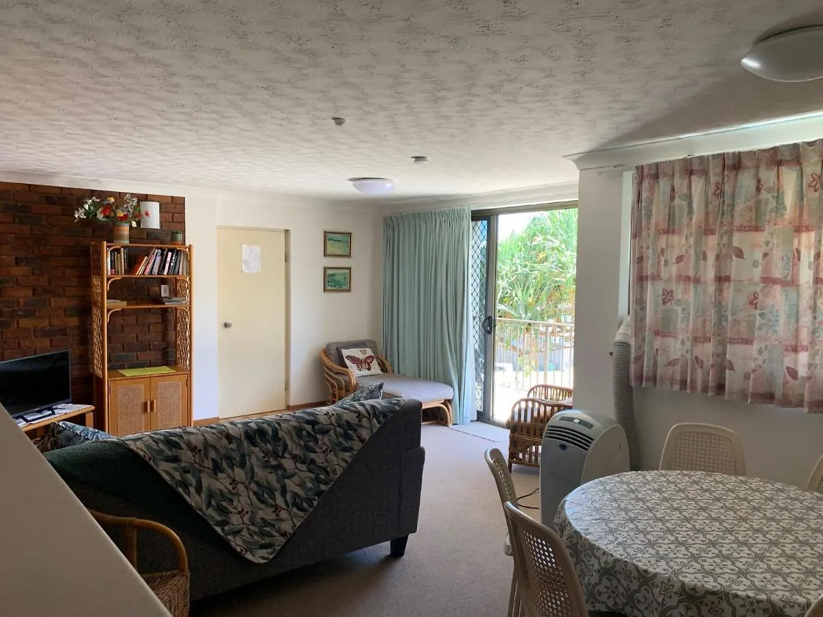 Kings Beach Side Unit Caloundra